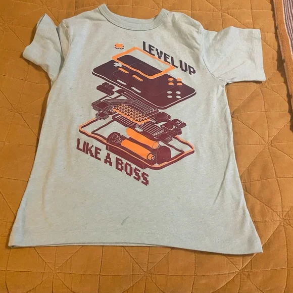 Place “Level Up, Like a Boss” T- Shirt - Picture 2 of 2